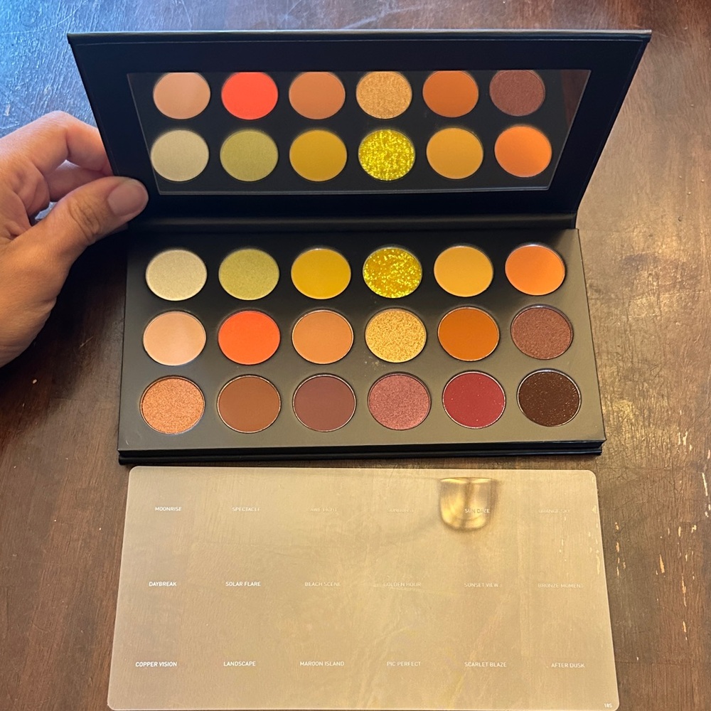 Morphe Eyeshadow Palette - Sunset Beats